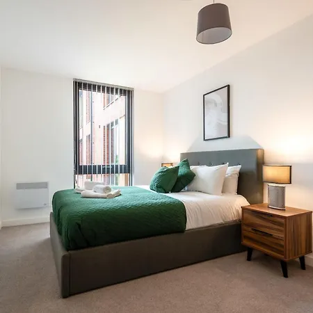 Stayzeni, Ouse Court Stunning 1 Bed Flat Apartman *